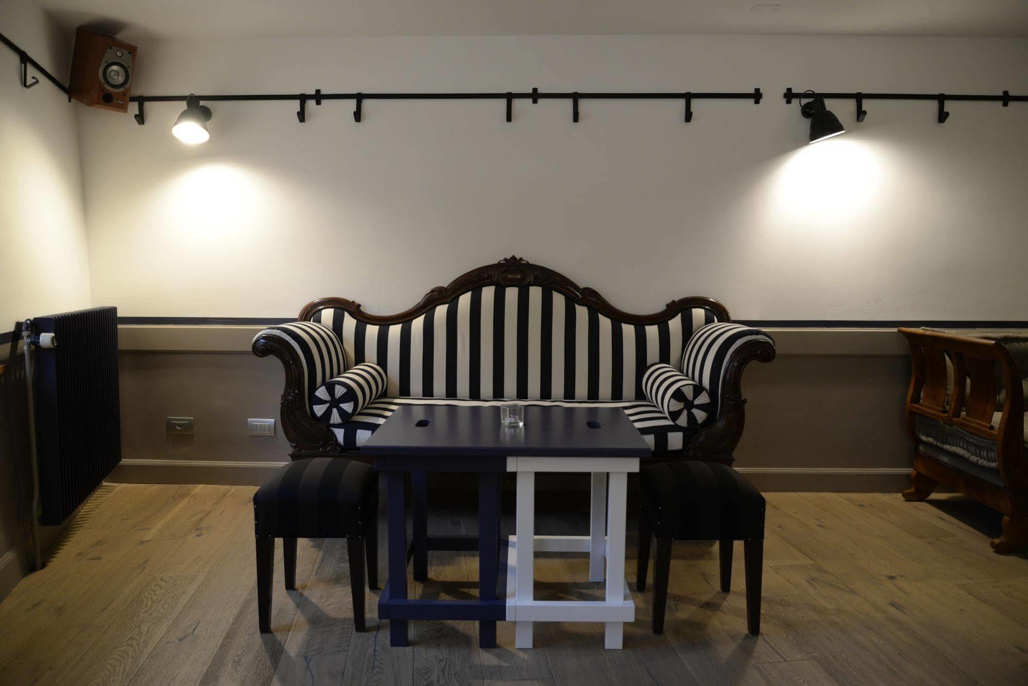 Auberge Communale De Carouge Экстерьер фото